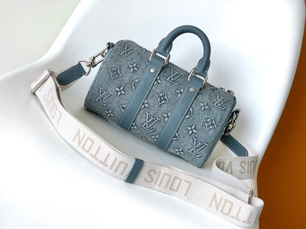 Dragons Bags ln Luxury Bag --70071