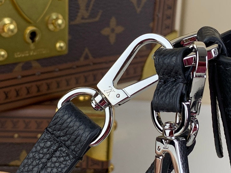 Dragons Bags ln Luxury Bag --61412