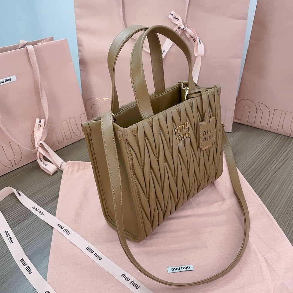Dragons Bags Miun Miun Luxury Bag --122943