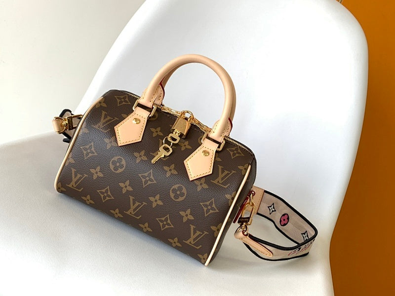 Dragons Bags ln Luxury Bag --81516