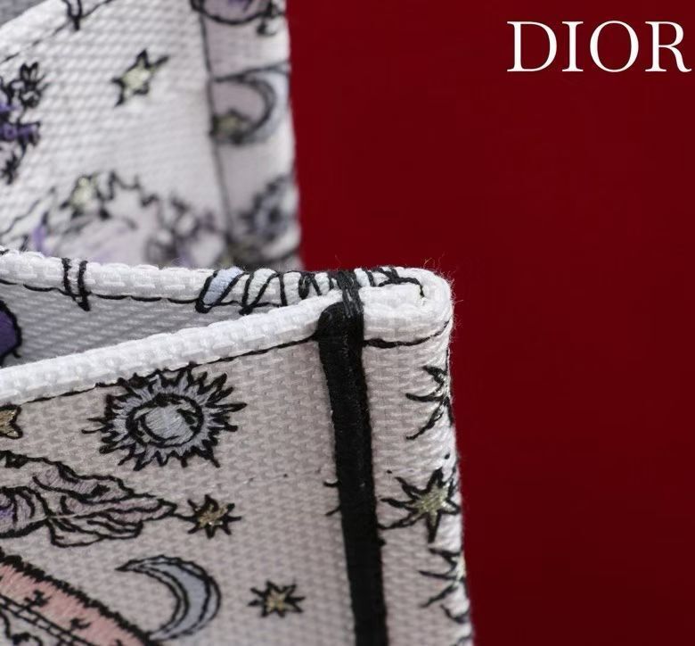 Dragons BagsDiorn Luxury Bag --115745