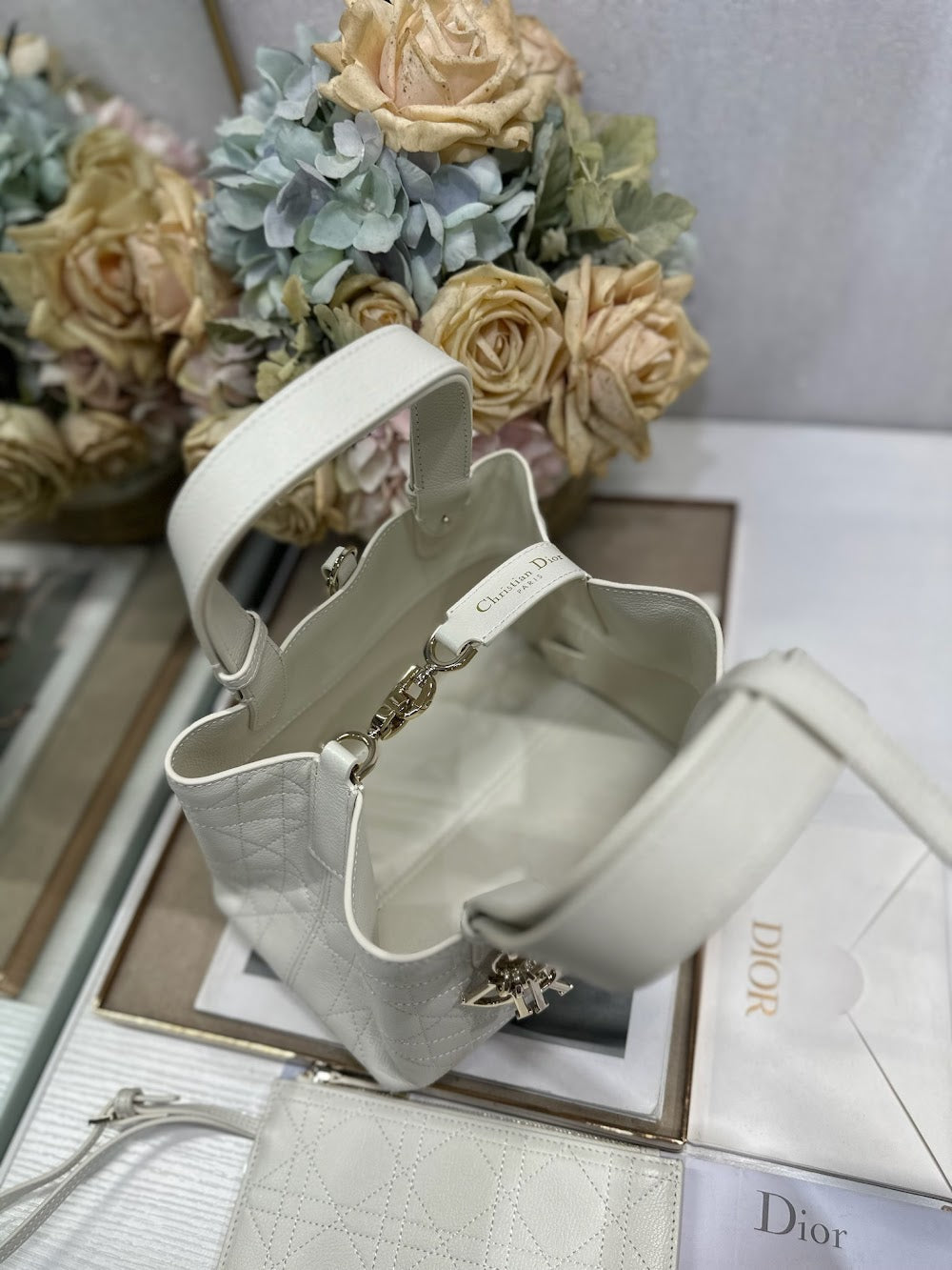 Dragons BagsDiorn Luxury Bag --116129