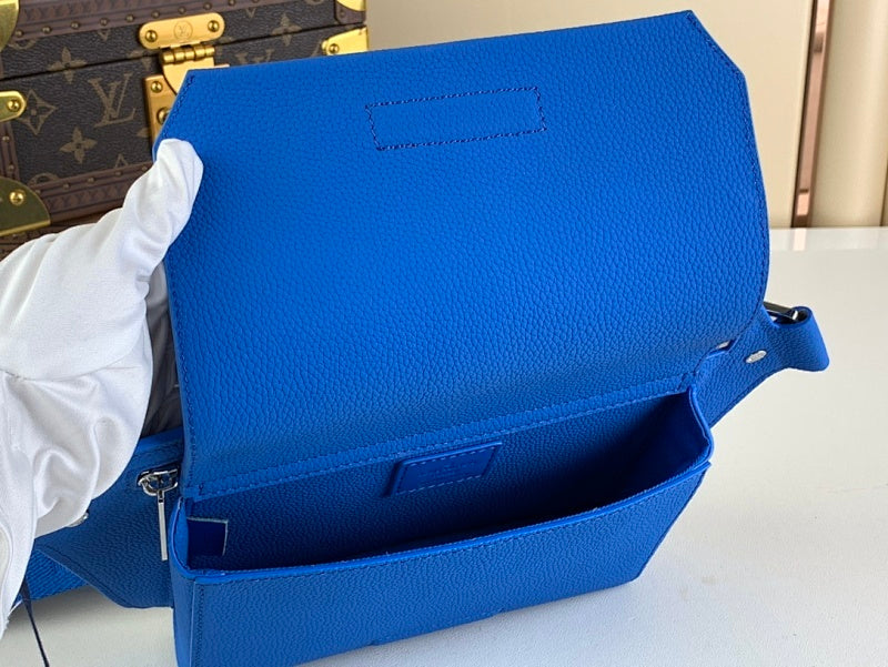 Dragons Bags ln Luxury Bag --61732