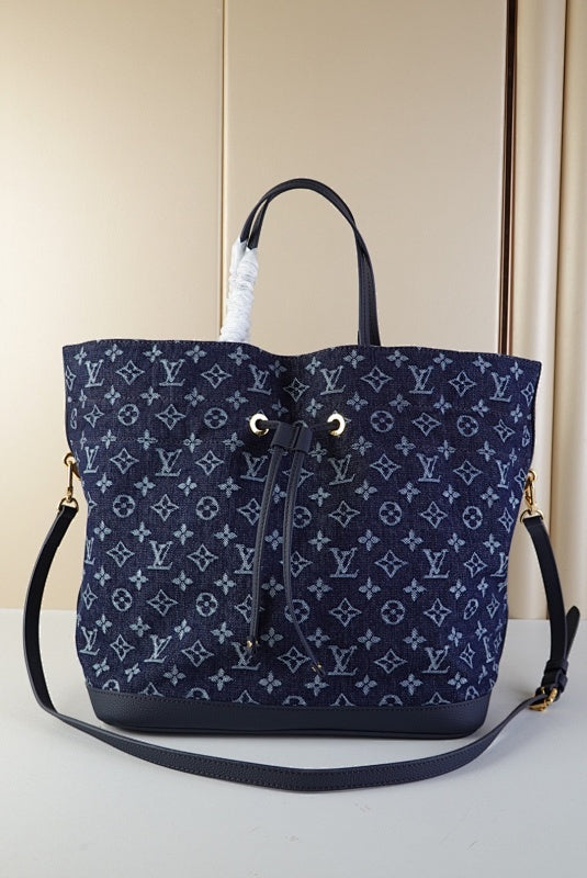 Dragons Bags ln Luxury Bag --68261