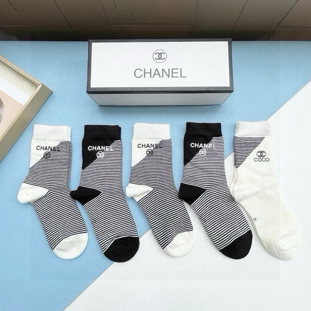 Dragons Bags Premium Luxury Socks --98737