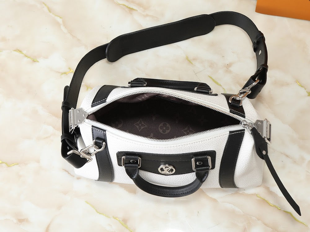 Dragons Bags ln Luxury Bag --81843