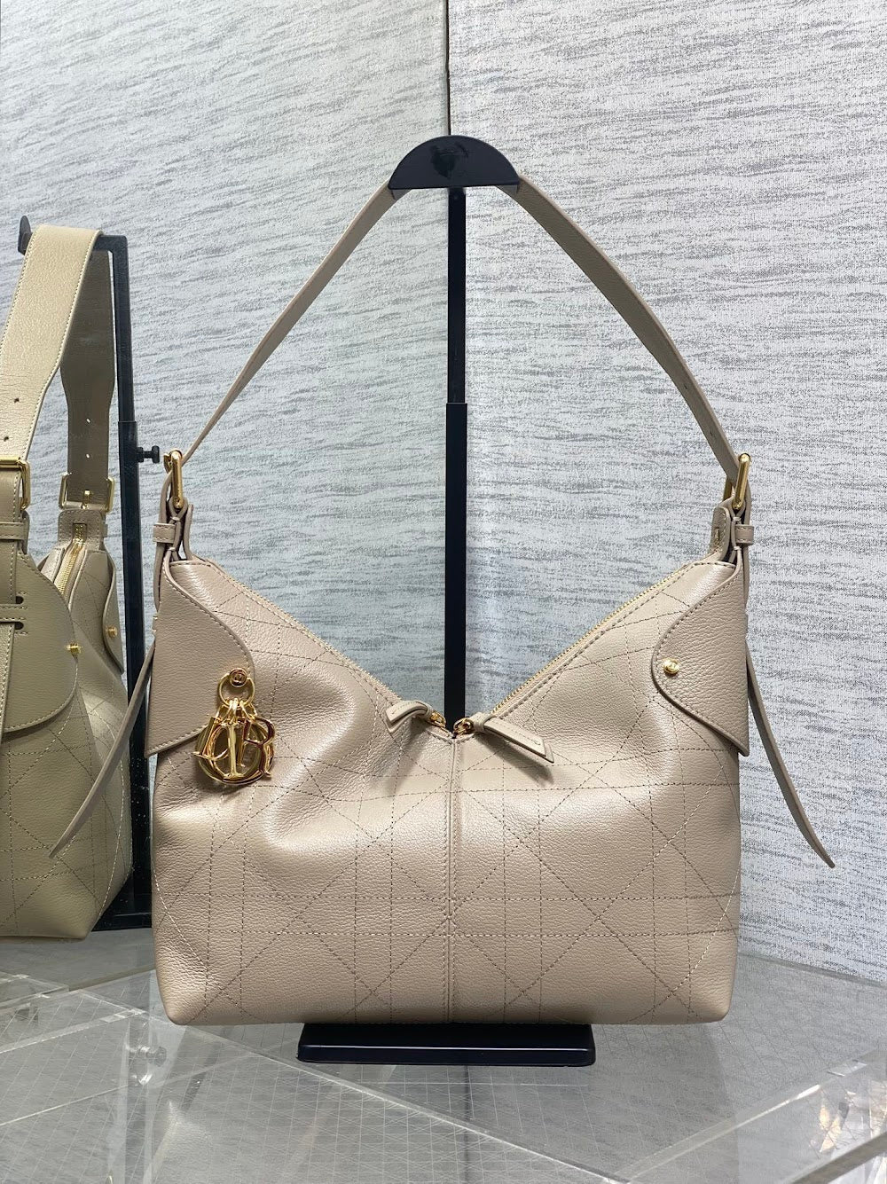 Dragons BagsDiorn Luxury Bag --116080