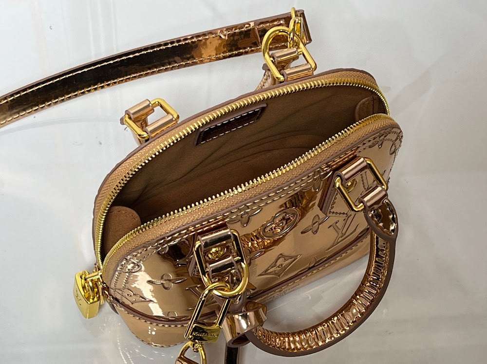 Dragons Bags ln Luxury Bag --77803