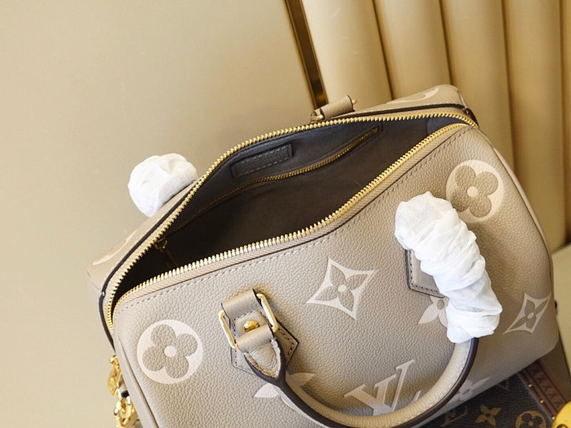 Dragons Bags ln Luxury Bag --60257