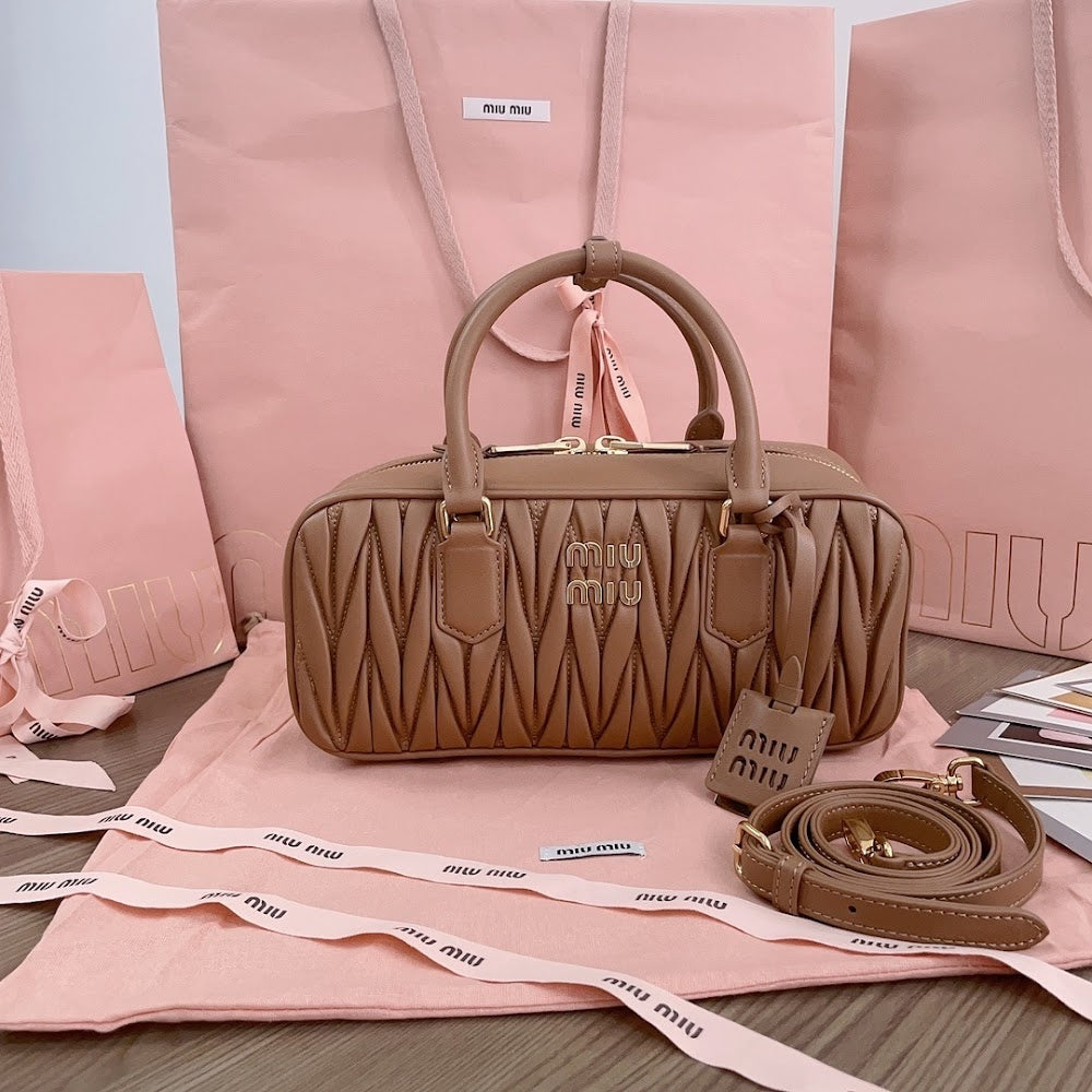 Dragons Bags Miun Miun Luxury Bag --122384