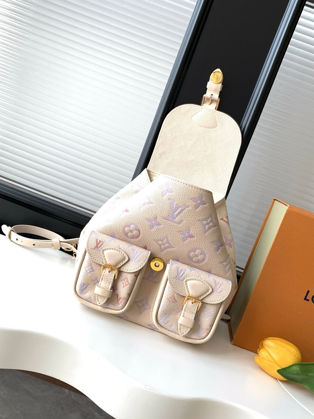 Dragons Bags ln Luxury Bag --81796