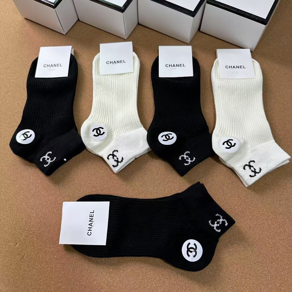 Dragons Bags Premium Luxury Socks --98317