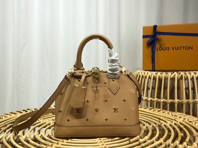 Dragons Bags ln Luxury Bag --60062