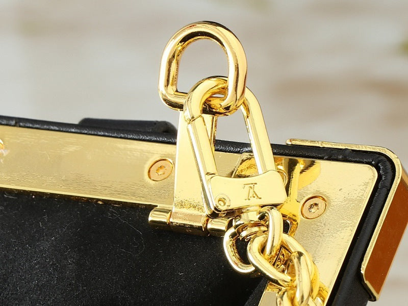 Dragons Bags ln Luxury Bag --78650