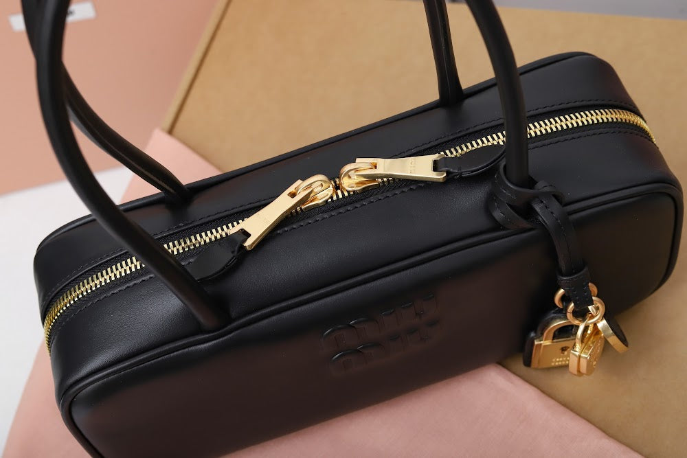 Dragons Bags Miun Miun Luxury Bag --122750