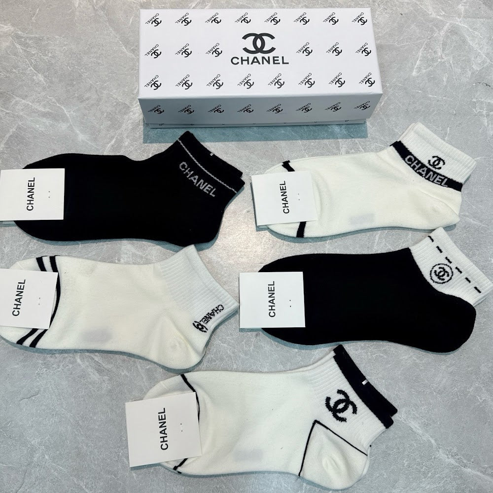 Dragons Bags Premium Luxury Socks --98275