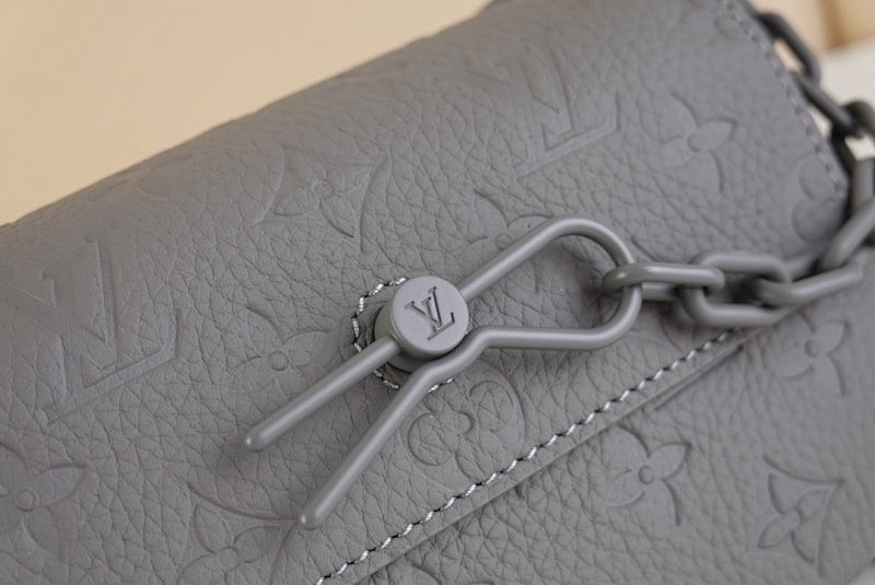 Dragons Bags ln Luxury Bag --61345