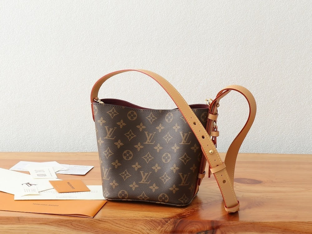Dragons Bags ln Luxury Bag --97263