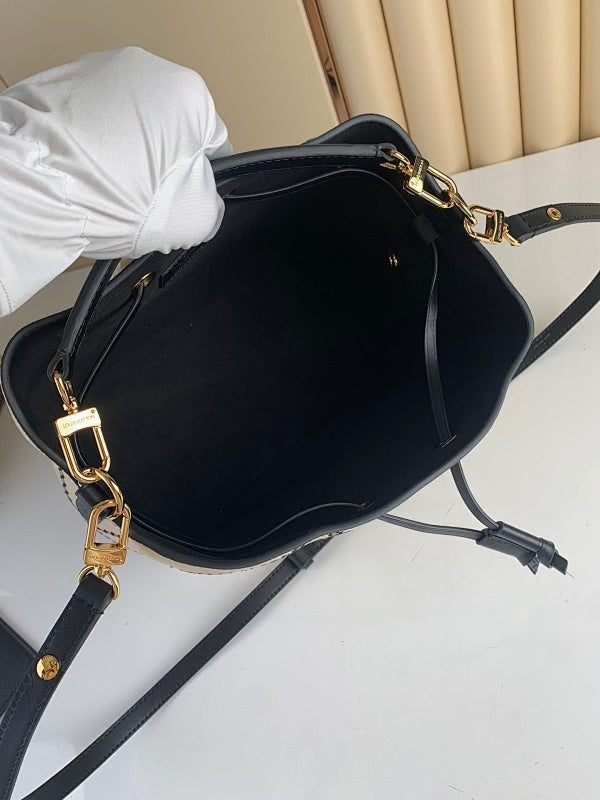Dragons Bags ln Luxury Bag --60777