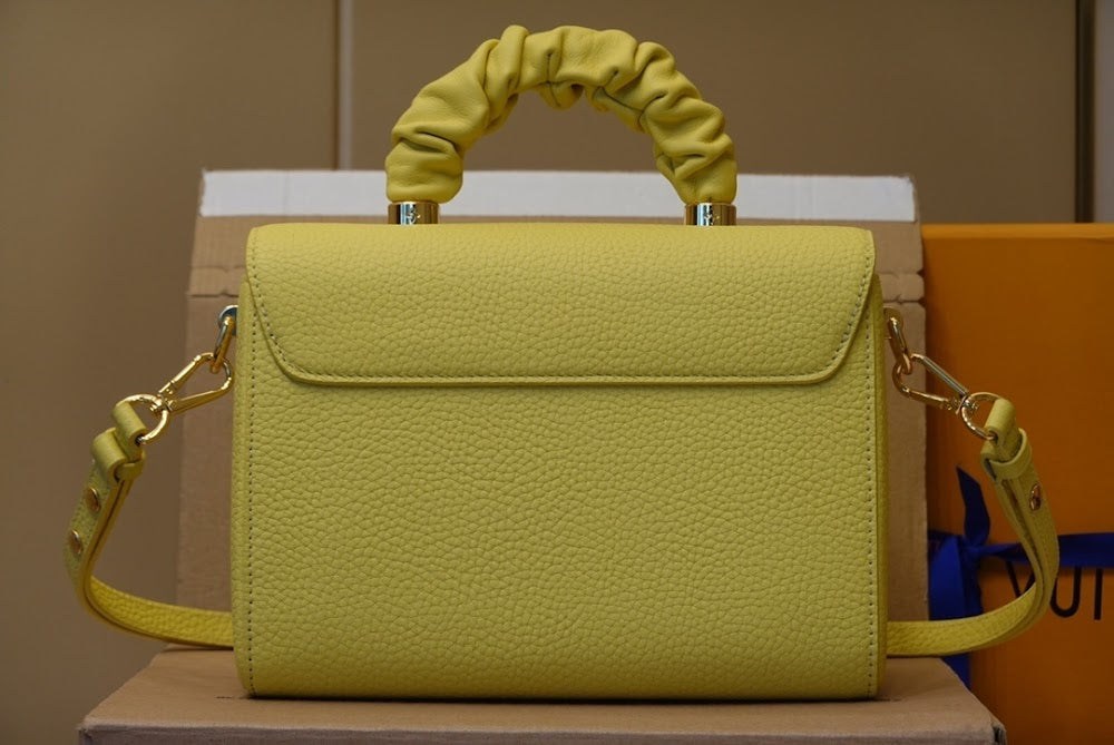 Dragons Bags ln Luxury Bag --66374