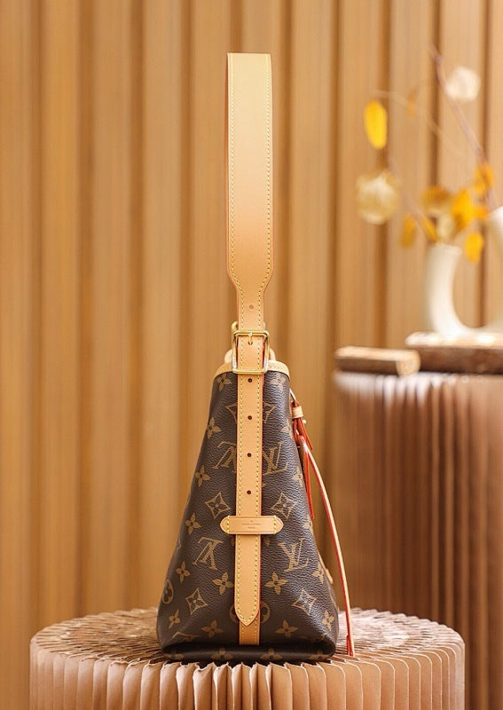 Dragons Bags ln Luxury Bag --81804