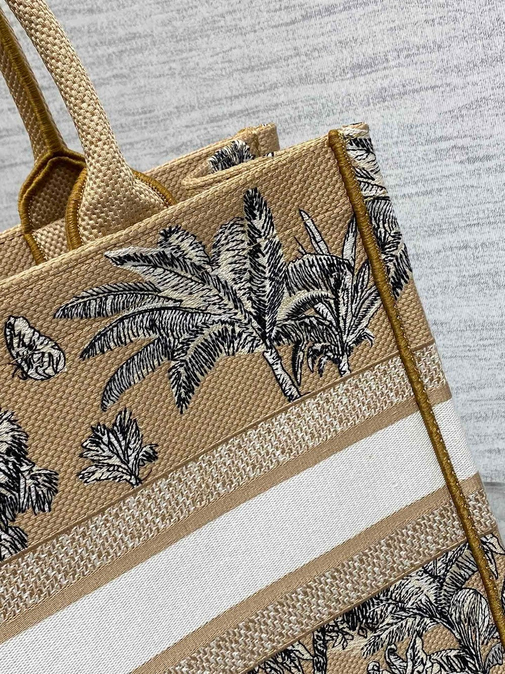 Dragons BagsDiorn Luxury Bag --115749