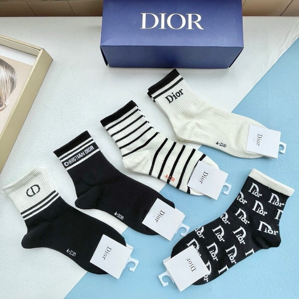 Dragons Bags Premium Luxury Socks --97645