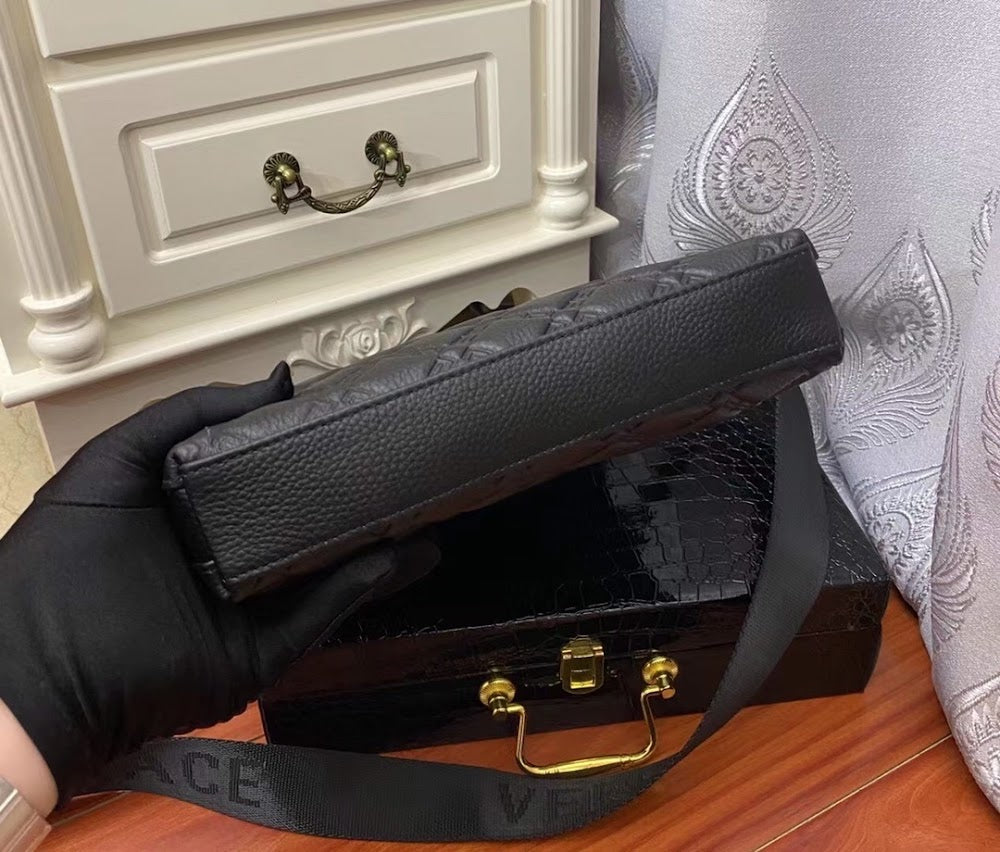 Dragons Bags ln Luxury Bag --70297
