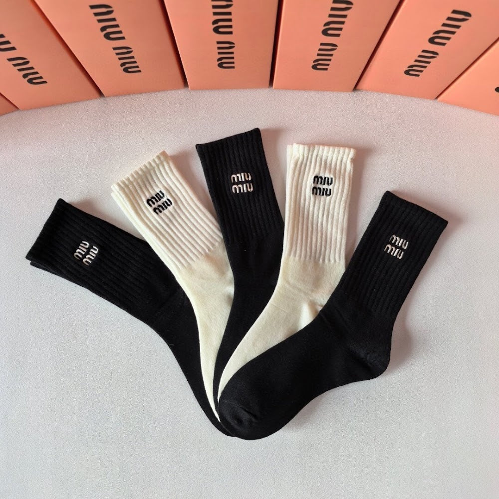 Dragons Bags Premium Luxury Socks --97938