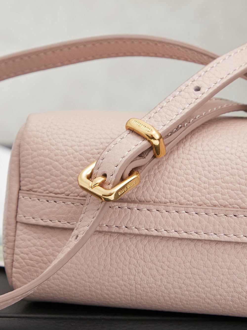 Dragons Bags Miun Miun Luxury Bag --123094