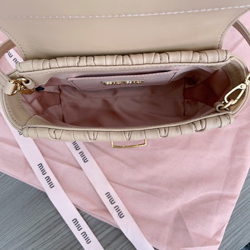 Dragons Bags Miun Miun Luxury Bag --123255