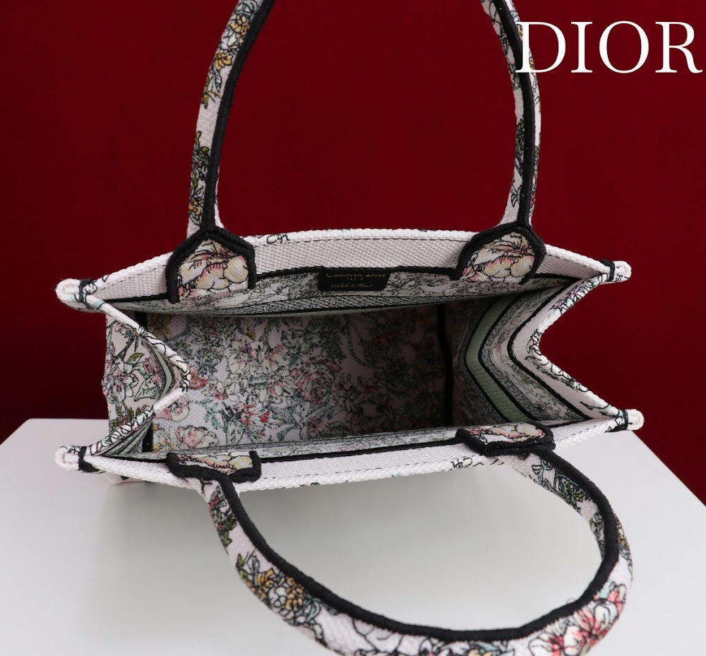 Dragons BagsDiorn Luxury Bag --116152