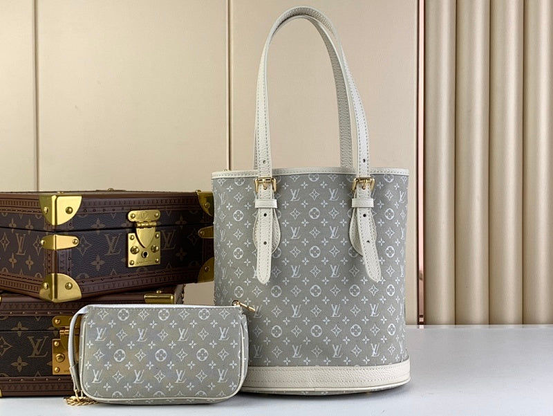 Dragons Bags ln Luxury Bag --61613