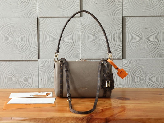Dragons Bags ln Luxury Bag --97276