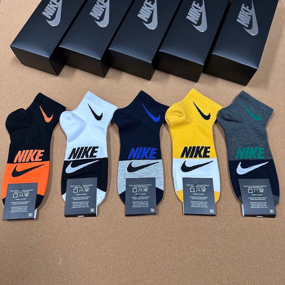 Dragons Bags Premium Luxury Socks --98400