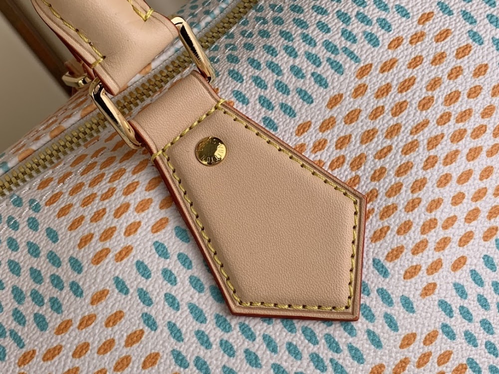 Dragons Bags ln Luxury Bag --68965