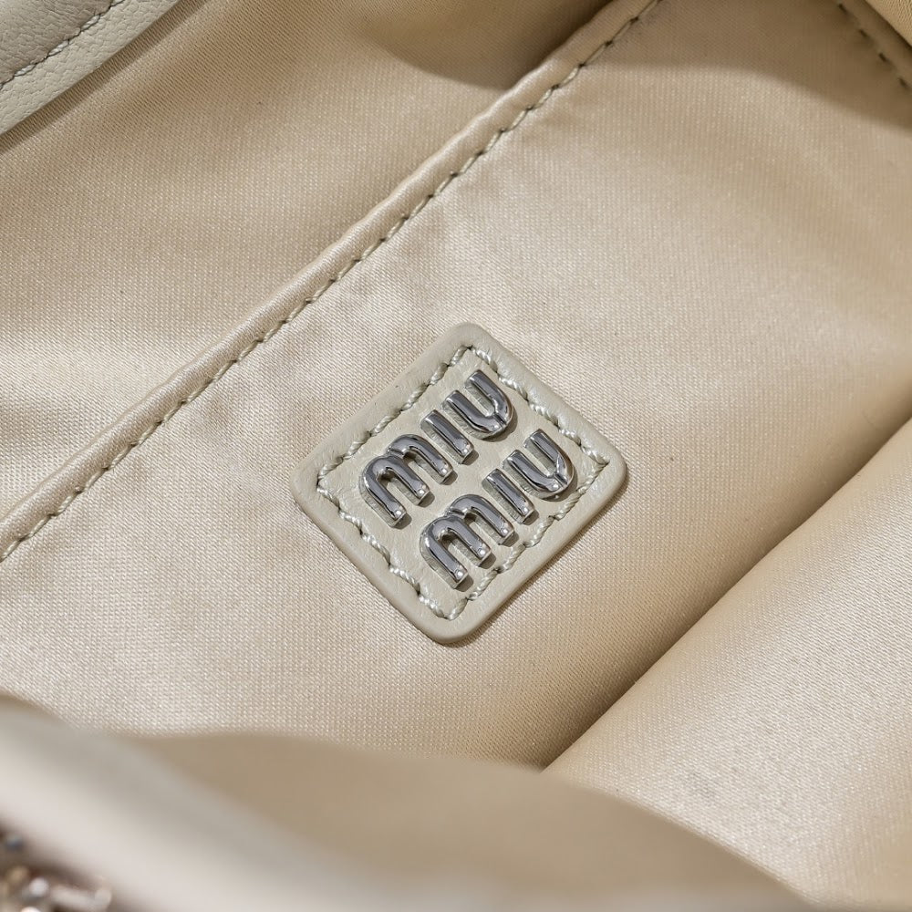 Dragons Bags Miun Miun Luxury Bag --123653