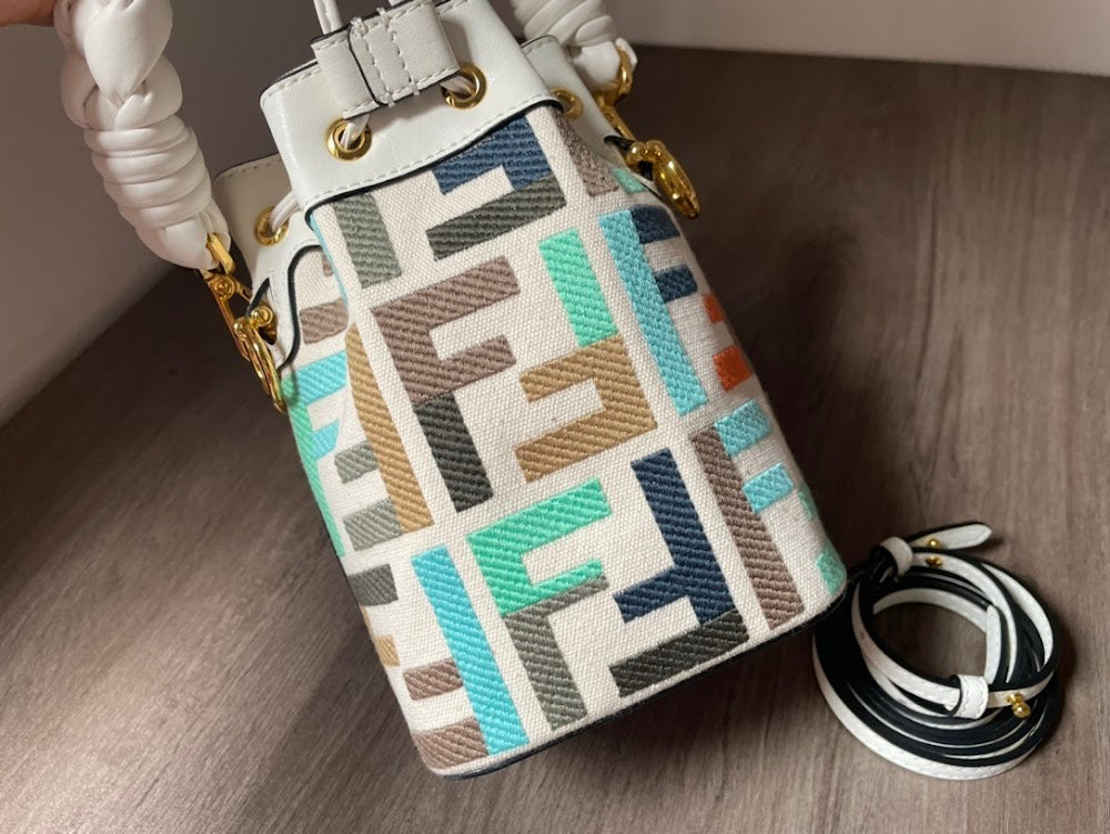 new-luxury-designer-bags-nm15603