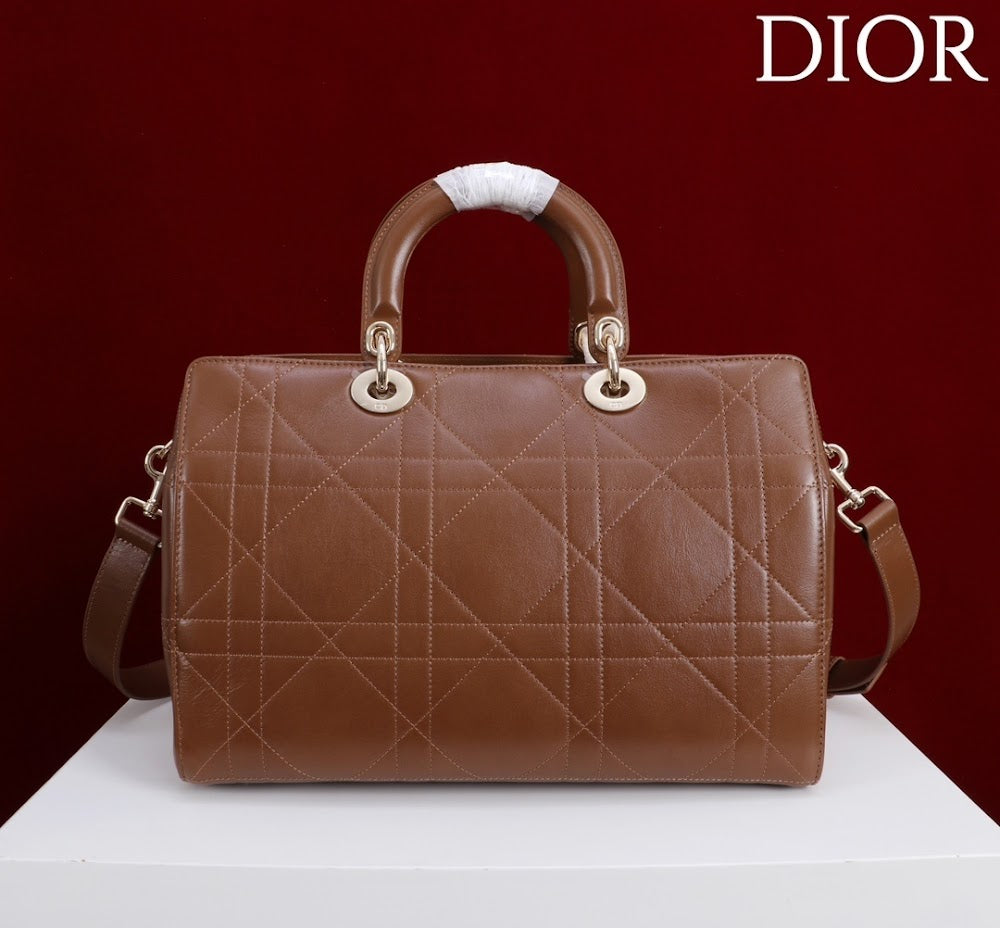 Dragons BagsDiorn Luxury Bag --115380
