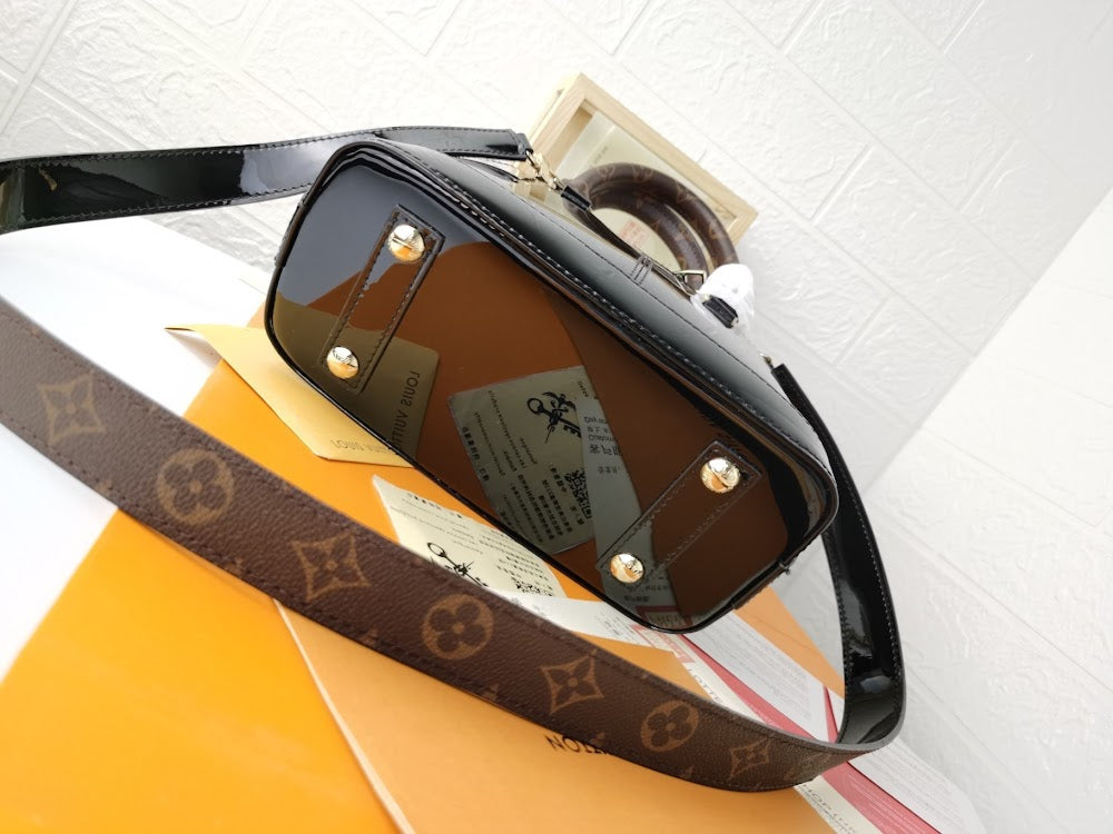 Dragons Bags ln Luxury Bag --78103