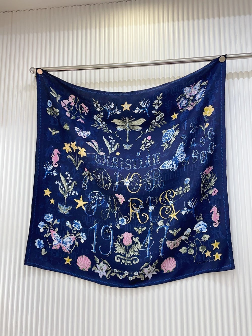 Dragons Bags Premium Designer Scarf --98877