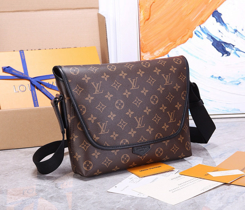 Dragons Bags ln Luxury Bag --70501