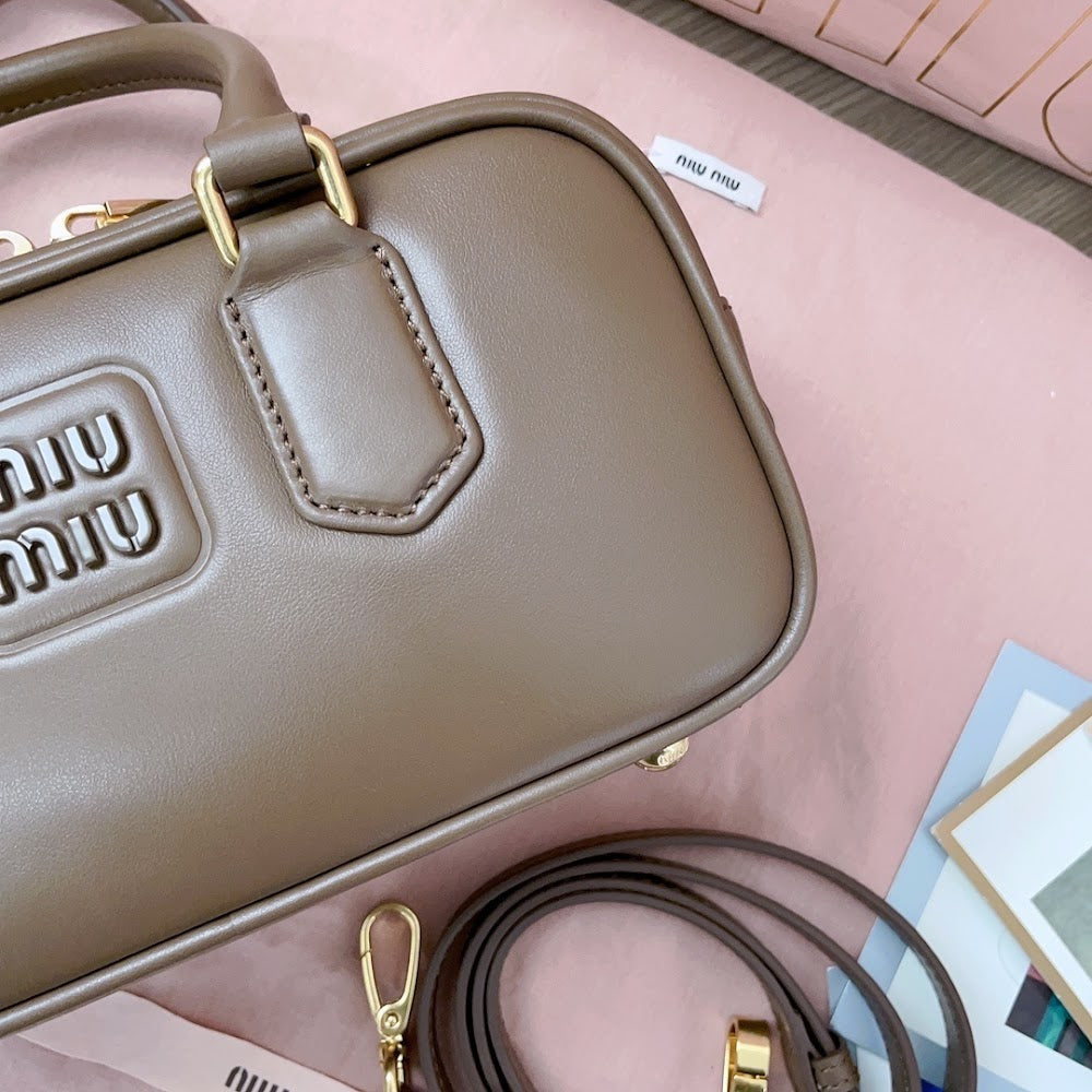 Dragons Bags Miun Miun Luxury Bag --122888