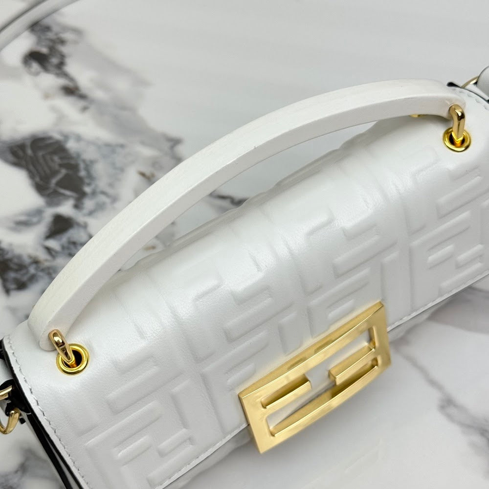 new-luxury-designer-bags-nm15568