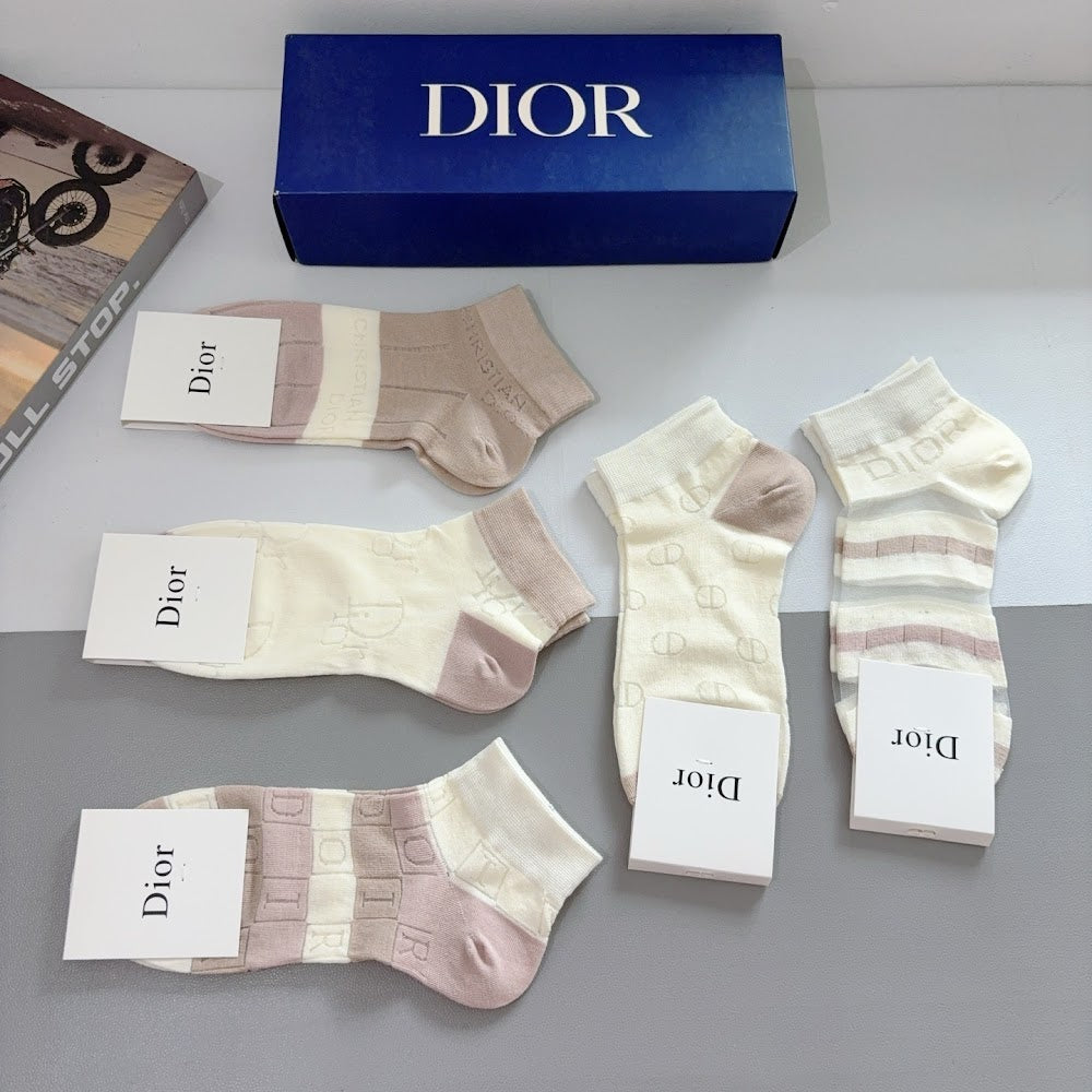 Dragons Bags Premium Luxury Socks --98152