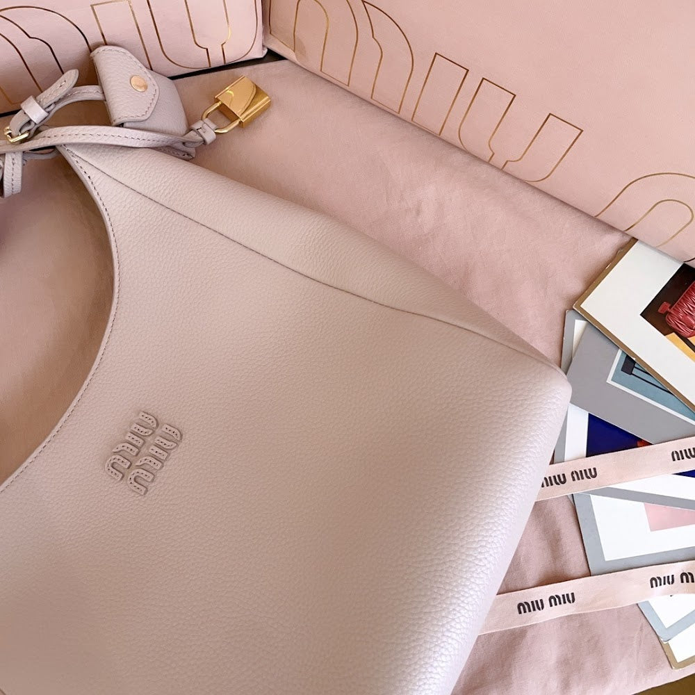Dragons Bags Miun Miun Luxury Bag --122626