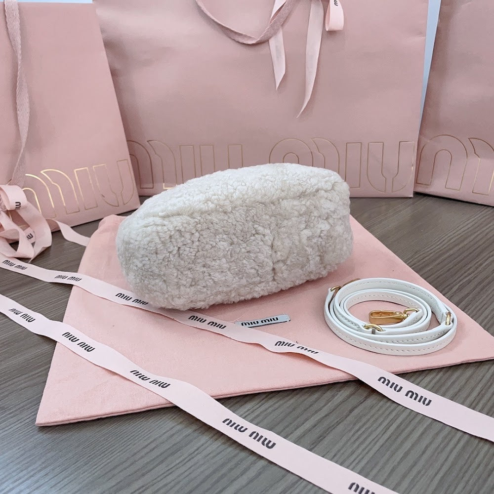 Dragons Bags Miun Miun Luxury Bag --123066