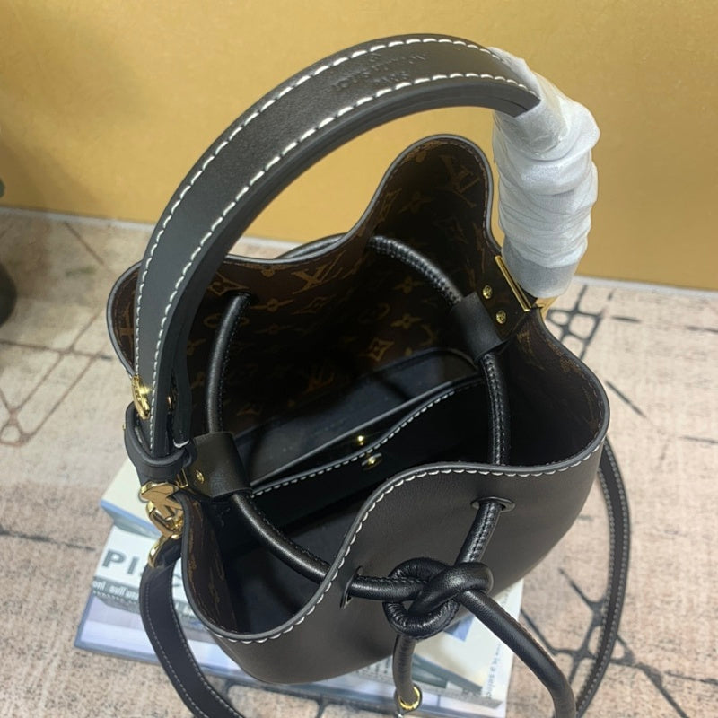 Dragons Bags ln Luxury Bag --59213