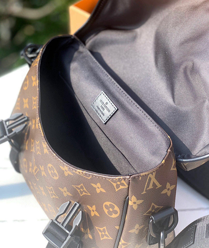 Dragons Bags ln Luxury Bag --70590