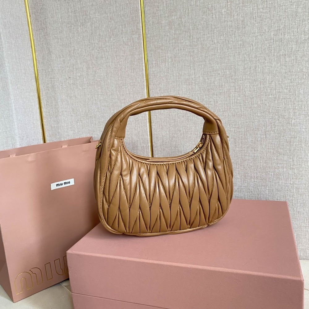 Dragons Bags Miun Miun Luxury Bag --123126